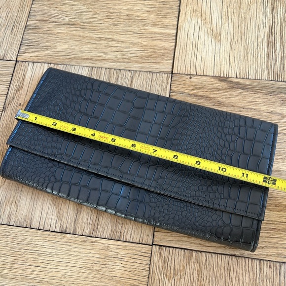 Croc clutch - Picture 3 of 6